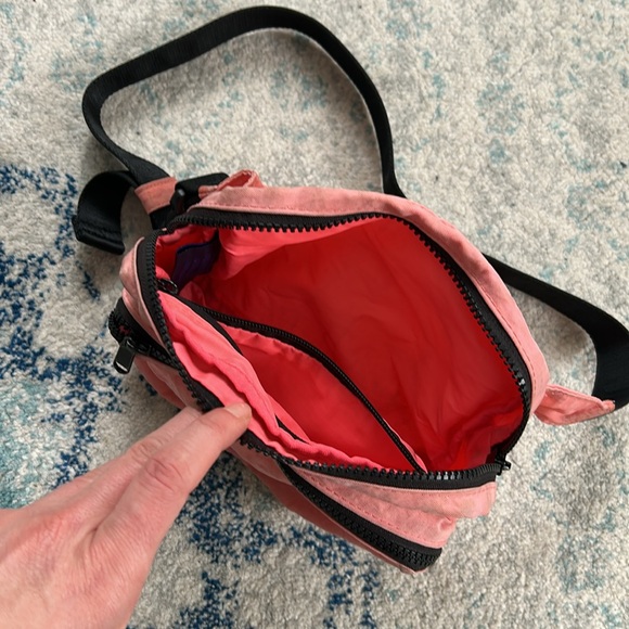 Baggu Coral Pink Belt Bag - Picture 2 of 6